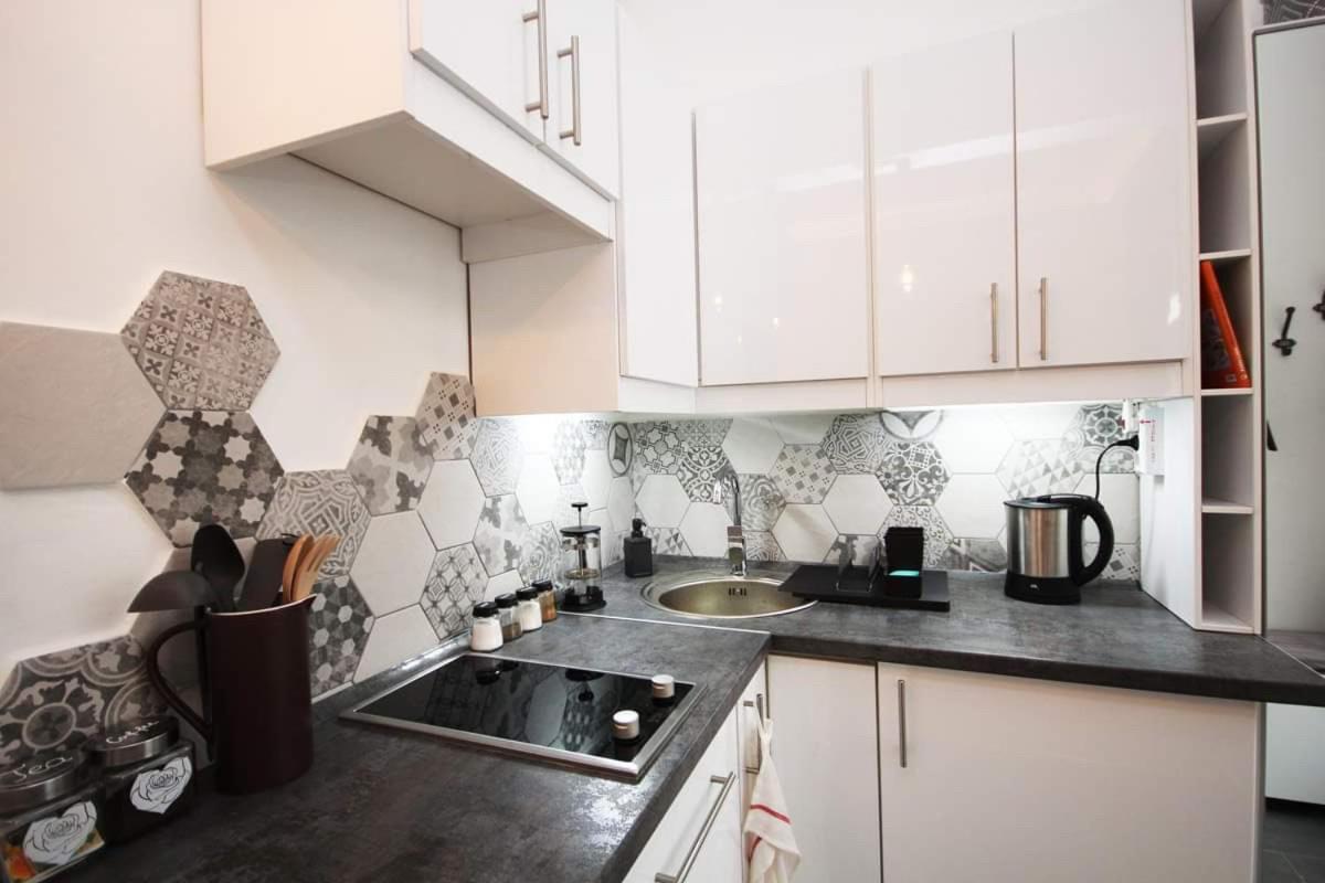 Lovely Downtown Home In Βουδαπέστη Εξωτερικό φωτογραφία